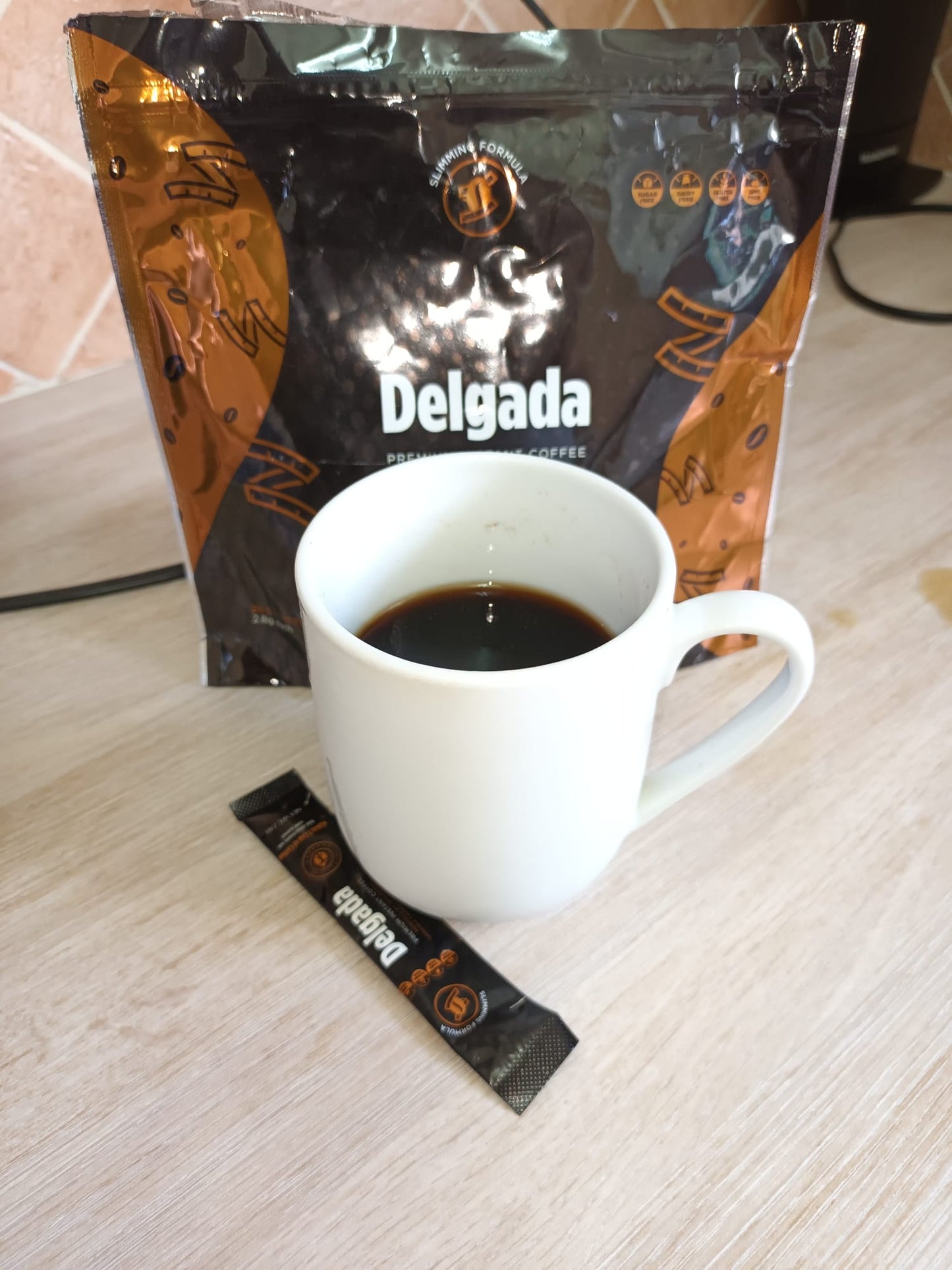 DELGADO INSTANT COFFEE (1pk 30sachets)
